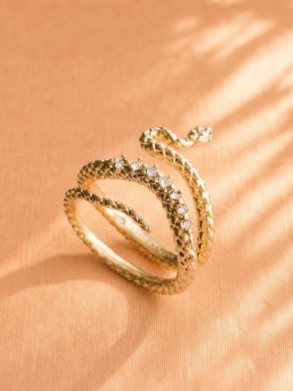 Kendra Scott Phoenix Vintage Gold Wrap Ring Size 7 - Picture 2 of 2